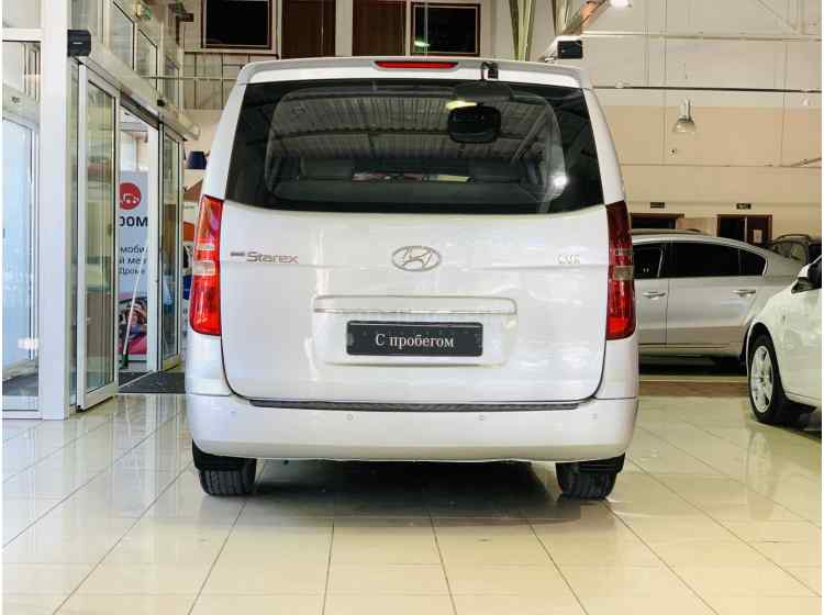 Hyundai Grand Starex I