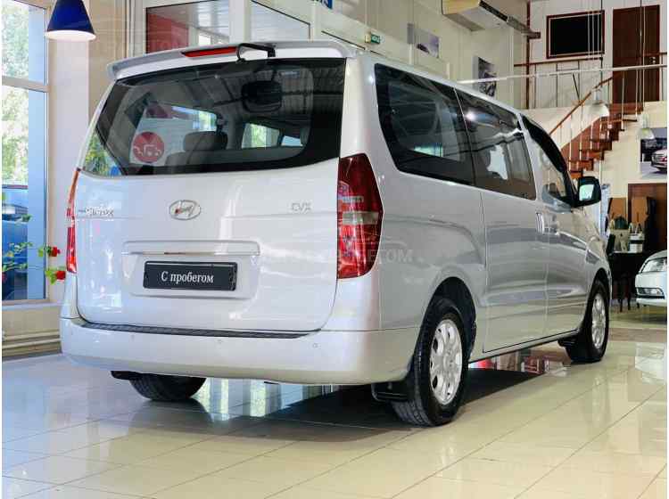 Hyundai Grand Starex I