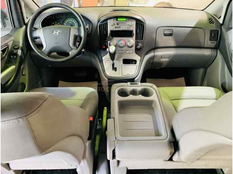Hyundai Grand Starex I