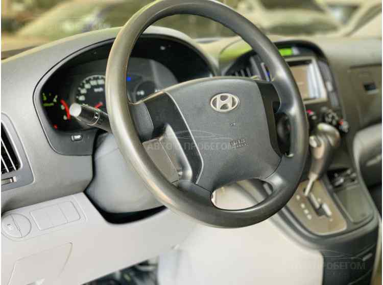 Hyundai Grand Starex I