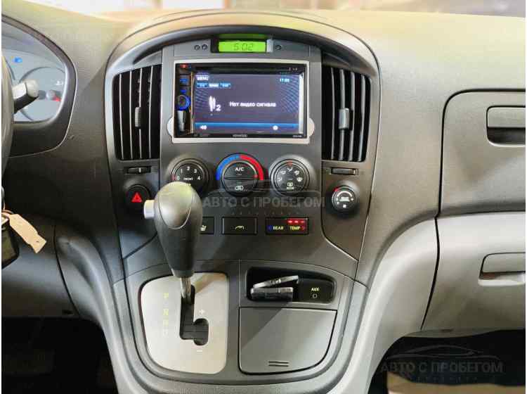 Hyundai Grand Starex I