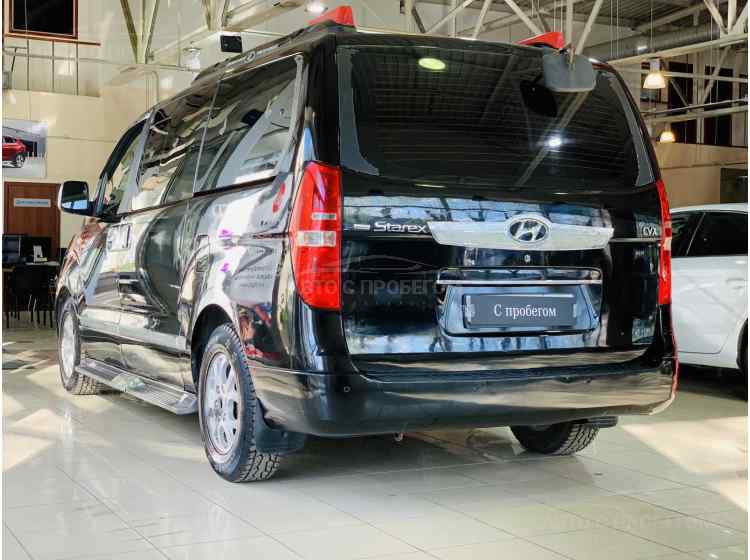 Hyundai Grand Starex I