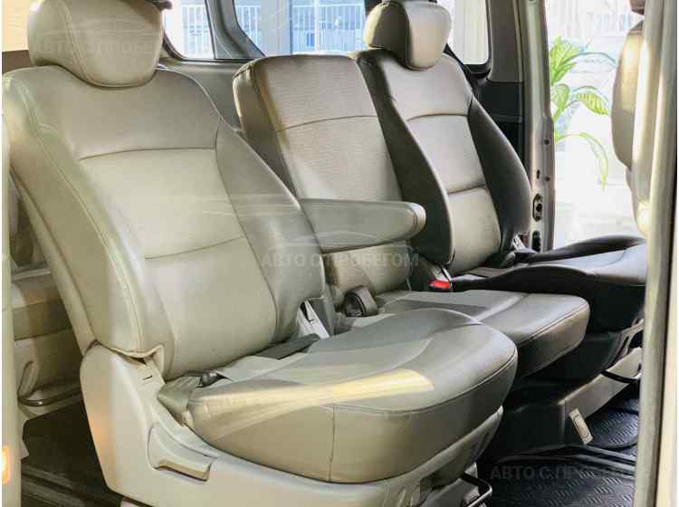 Hyundai Grand Starex I