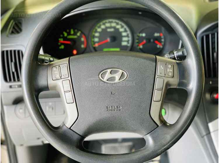 Hyundai Grand Starex I