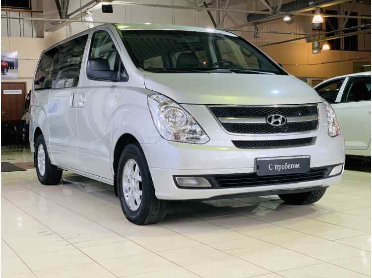 Hyundai Grand Starex I