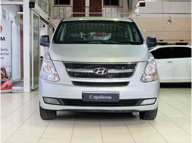 Hyundai Grand Starex I