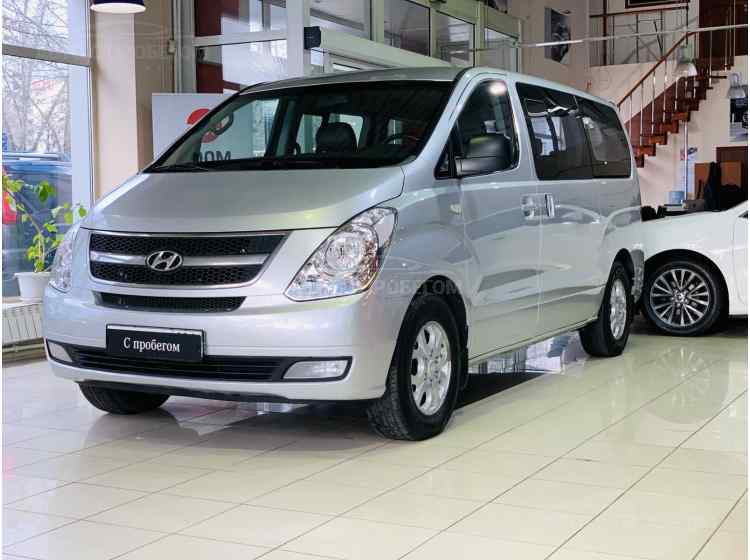 Hyundai Grand Starex I