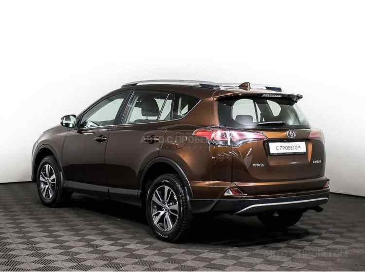 Toyota RAV4 XA40 Рестайлинг