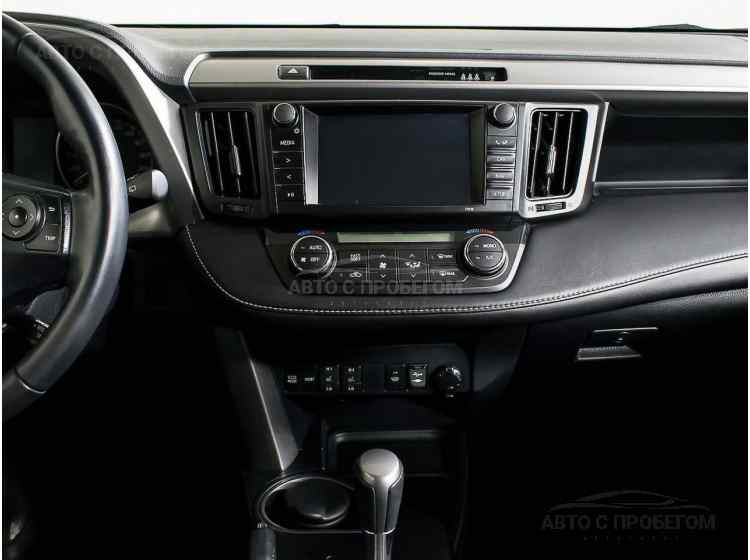 Toyota RAV4 XA40 Рестайлинг